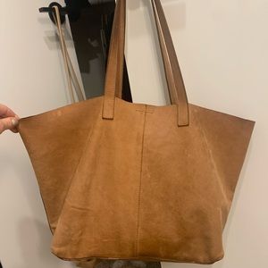 Made in Argentina: Brown unstructured leather tote